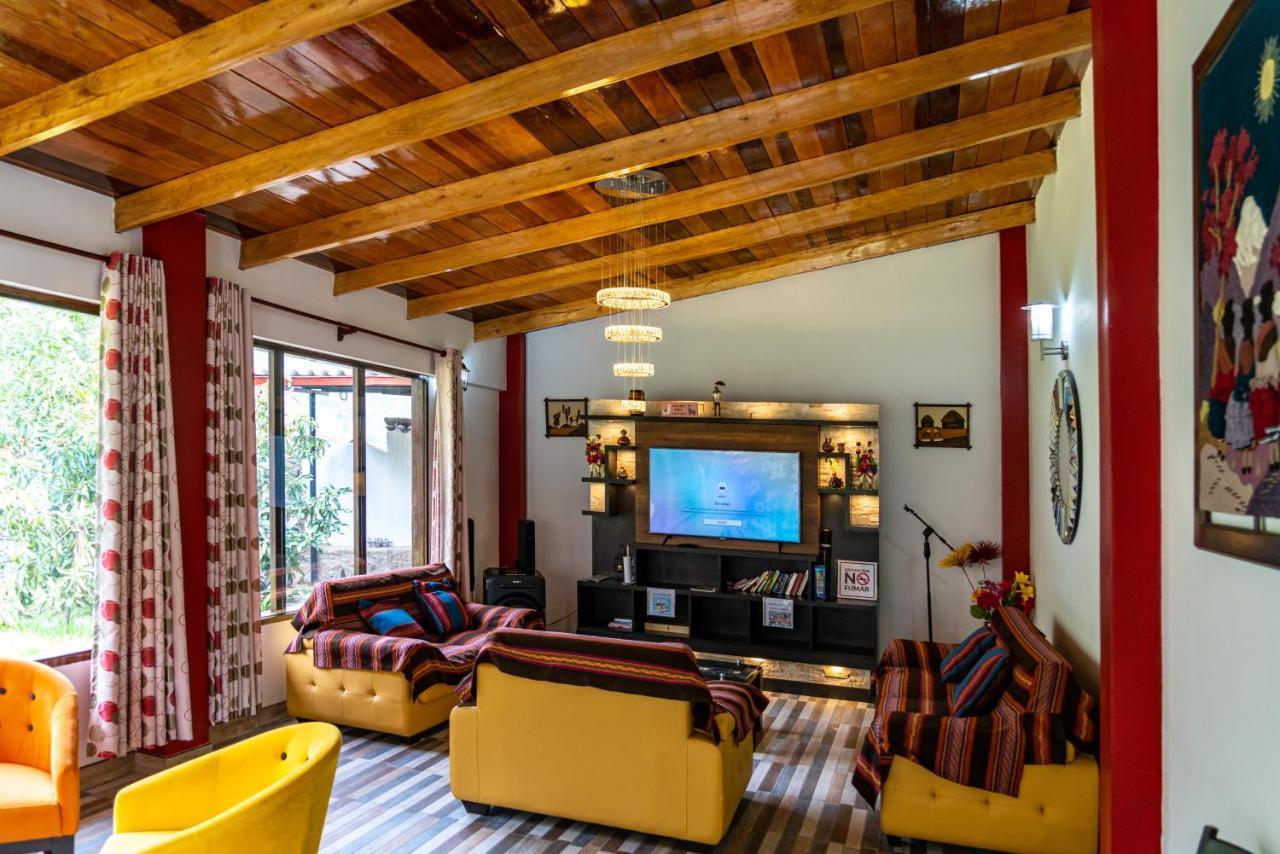 Hotel Tierra Inka Sacred Valley オランテイタンボ エクステリア 写真